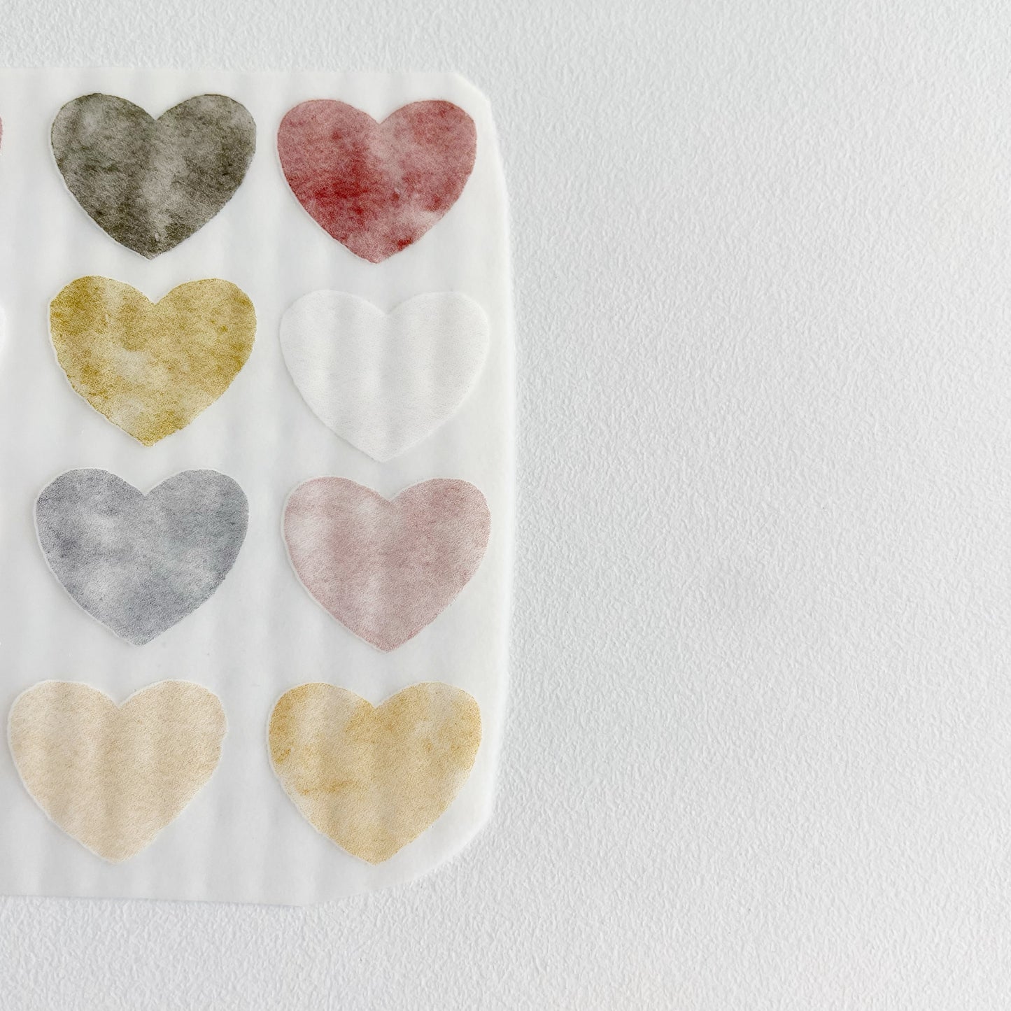 Bunte Herzen zum Aufbügeln • Applikation für Textilien