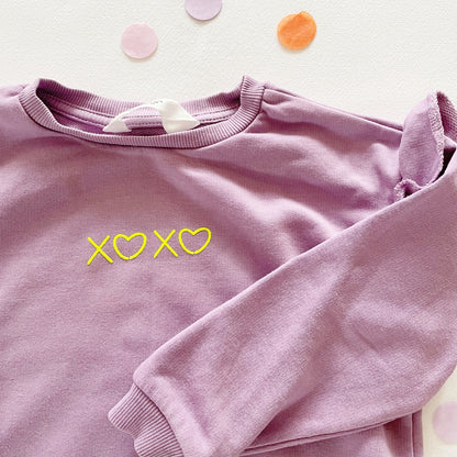 XOXO Schriftzug zum Aufbügeln • Cooles Bügelbild aus Flockfolie